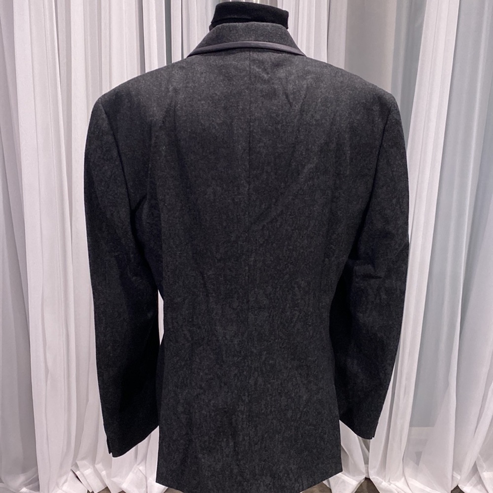 Grey jacket - Picture 3 of 5